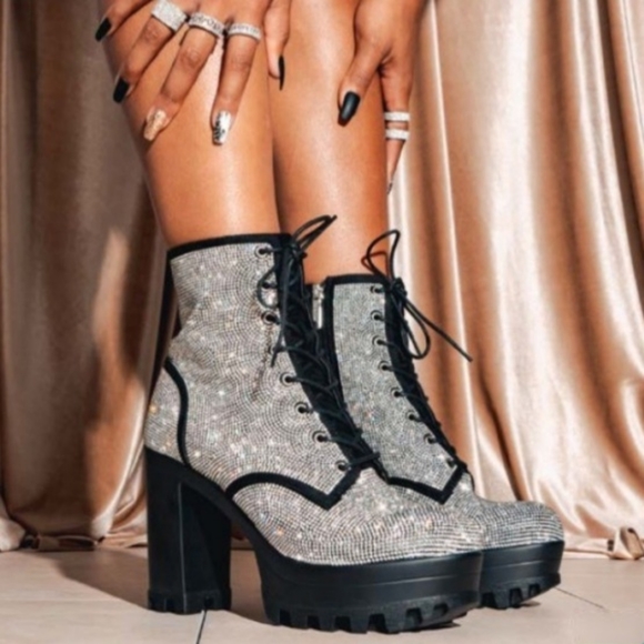 𝙇𝙖𝙨𝙩 7, 9 & 11 🖤🎥𝑫𝒊𝒂𝒎𝒐𝒏𝒅𝒔 𝑷𝒂𝒓𝒂𝒅𝒊𝒂𝒔𝒆 𝑷𝒍𝒂𝒕𝒇𝒐𝒓𝒎 - Picture 6 of 9